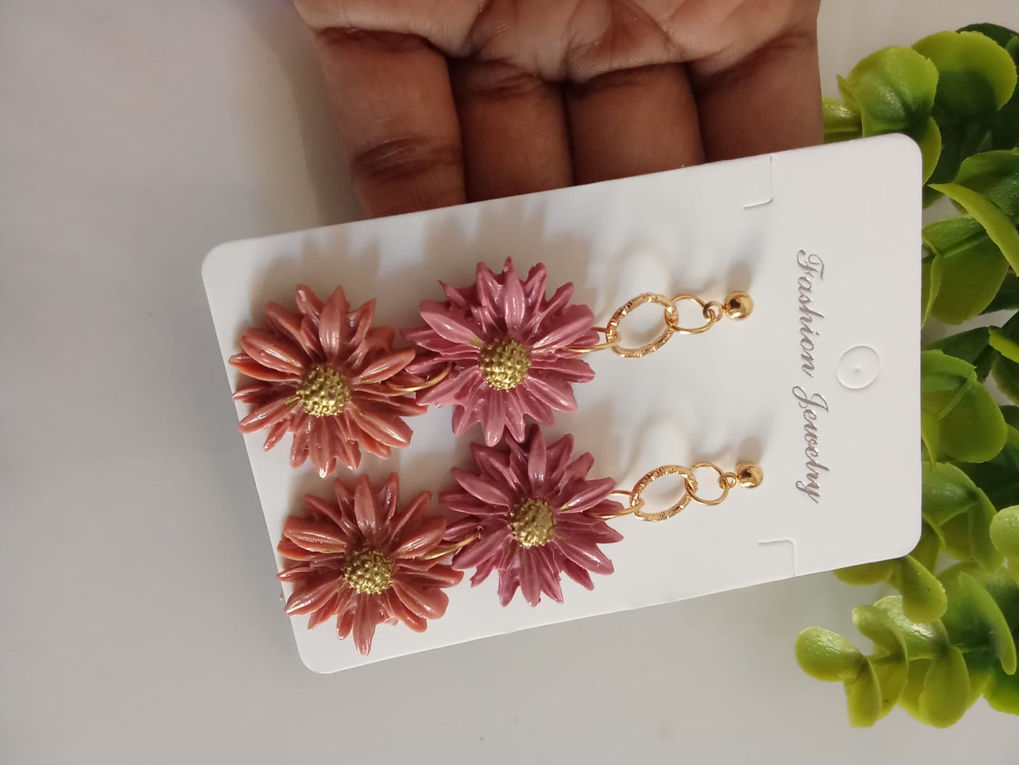 Handmade Polymer Clay Pink Daisy Earring Floral Artisan Dangle Earrings for Women