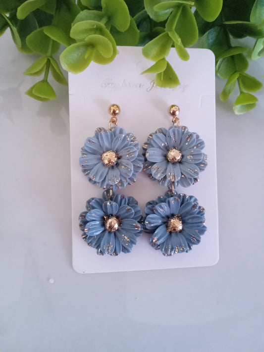 Blue Daisy Polymer Clay Earrings – Handmade Floral Statement Jewelry, Lightweight Daisy Earrings for Women