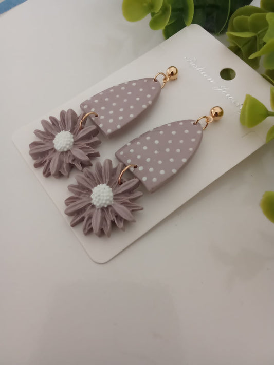 Daisy Polymer Clay Earrings - Handmade Lightweight Floral Jewelry - Gift for Her