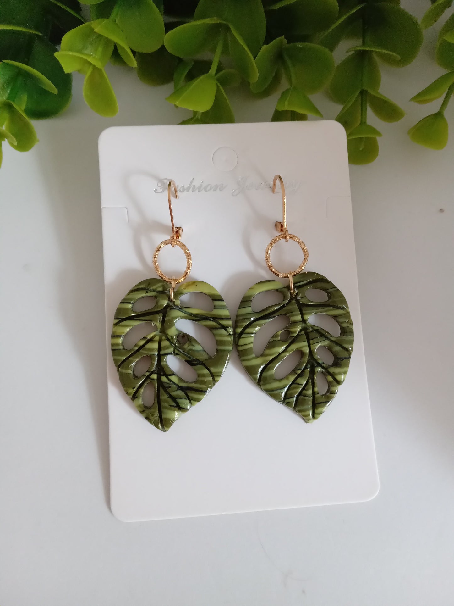 Handmade Monstera Leaf Polymer Clay Earrings - Green Tropical Dangle Earrings - Jewelry for Women
