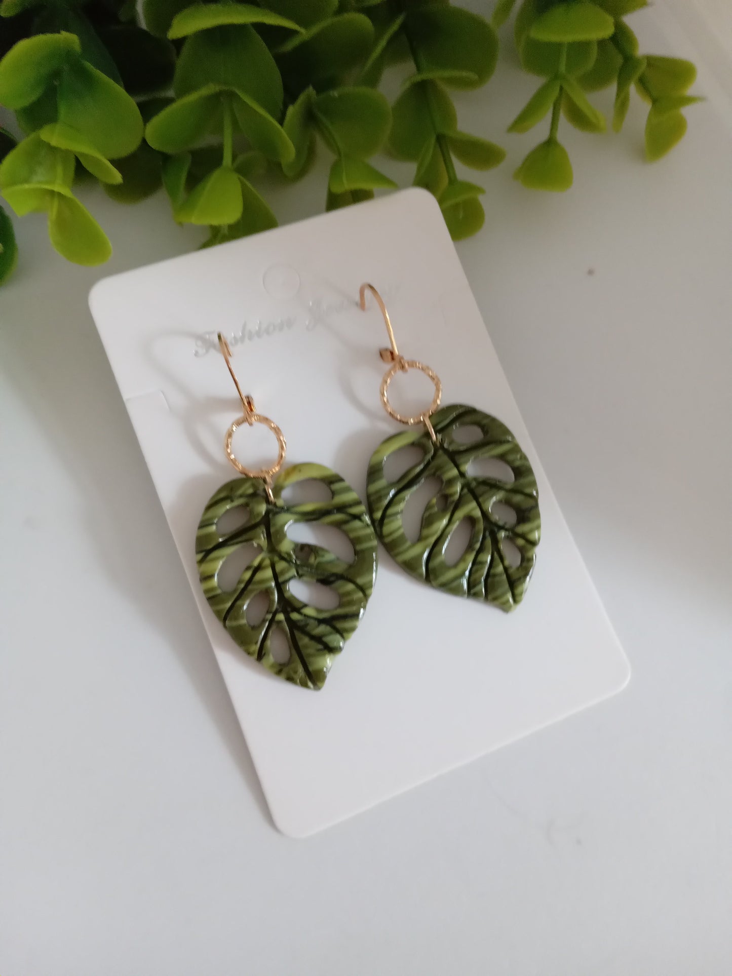 Handmade Monstera Leaf Polymer Clay Earrings - Green Tropical Dangle Earrings - Jewelry for Women