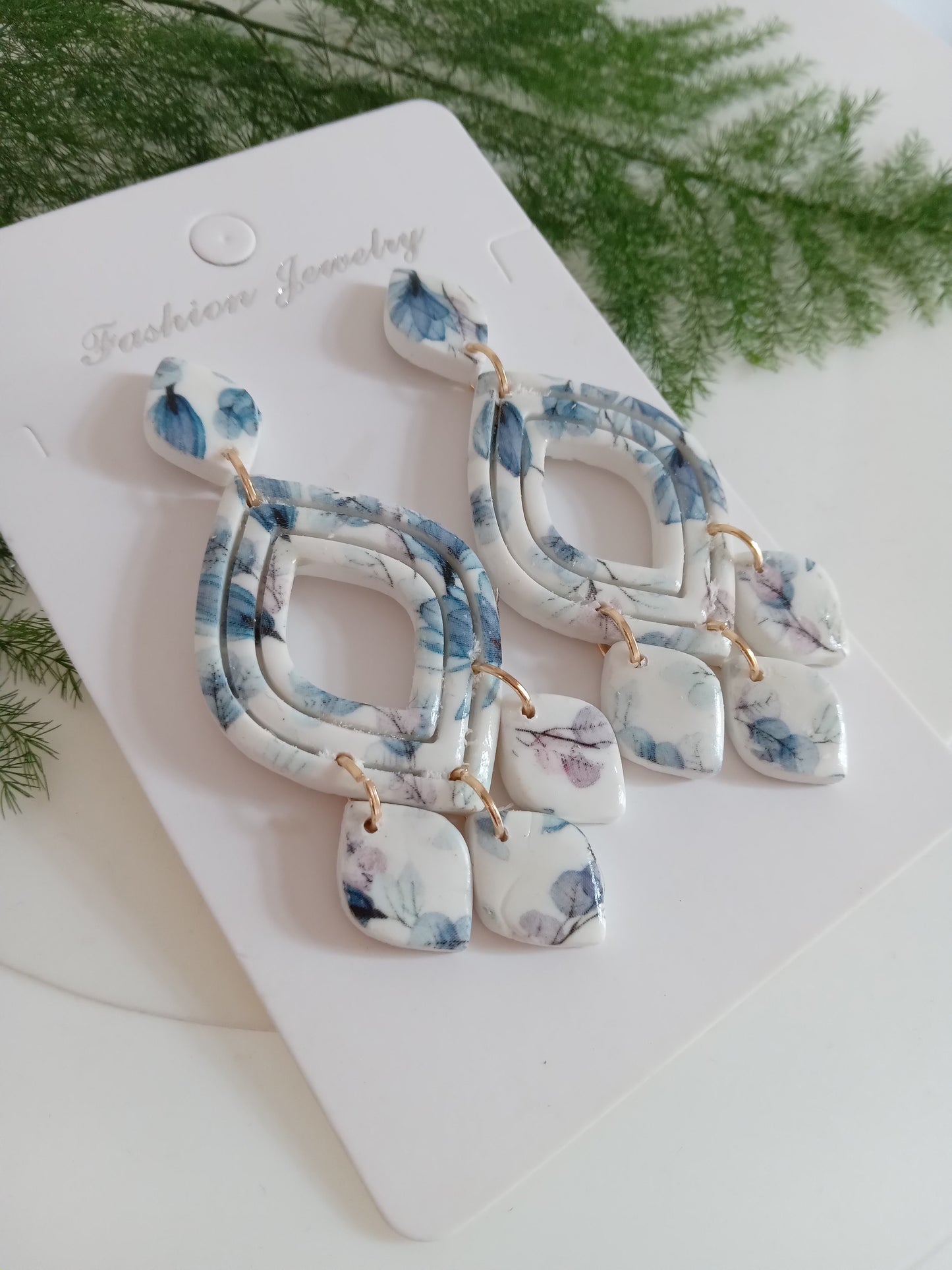 Handmade White Floral Dangle Earrings ā Lightweight Boho Statement Jewelry