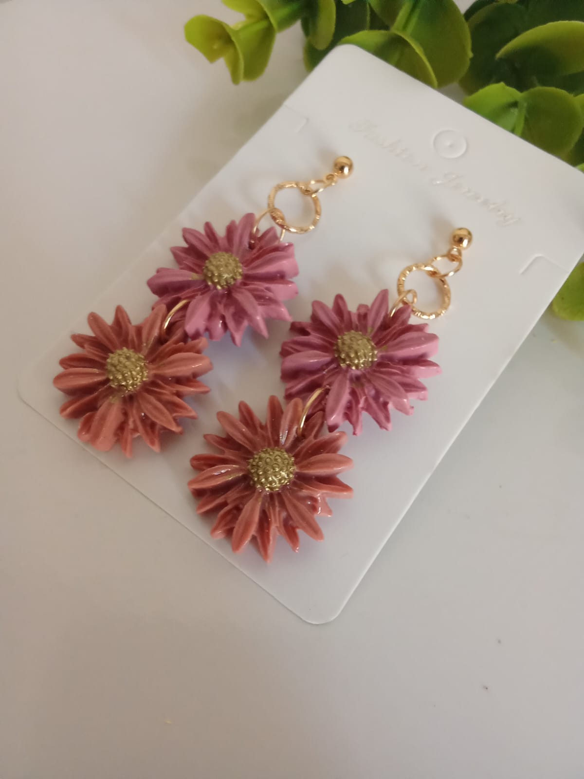 Handmade Polymer Clay Pink Daisy Earring Floral Artisan Dangle Earrings for Women