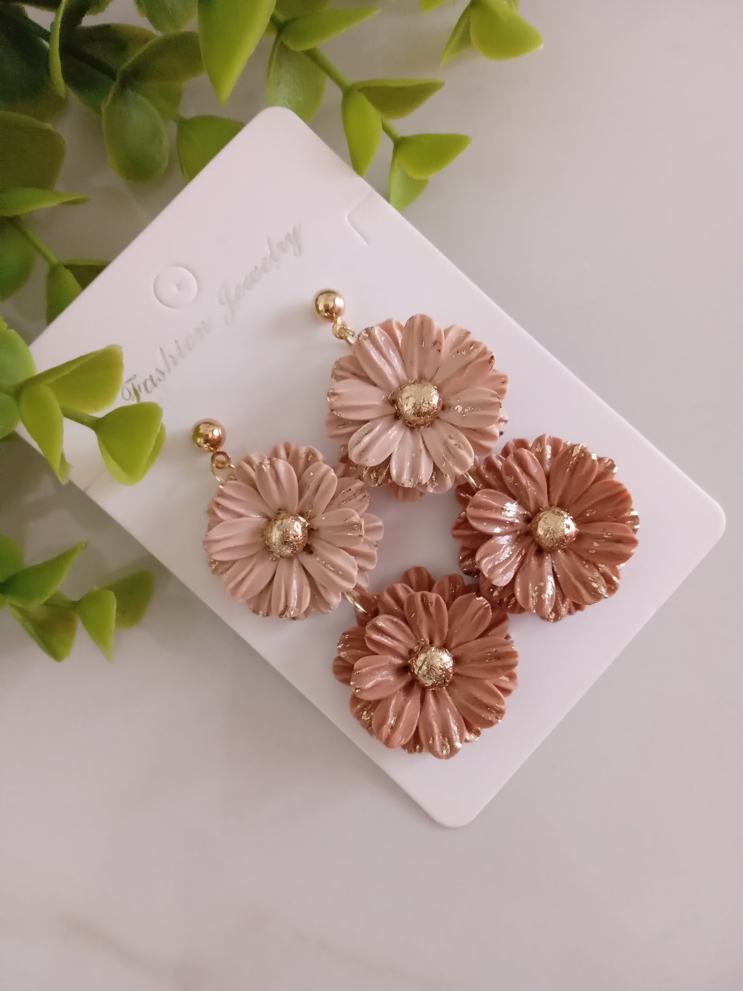 Brown and Beige Daisy Polymer Clay Earrings – Handmade Floral Statement Jewelry, Lightweight Daisy Earrings for Women