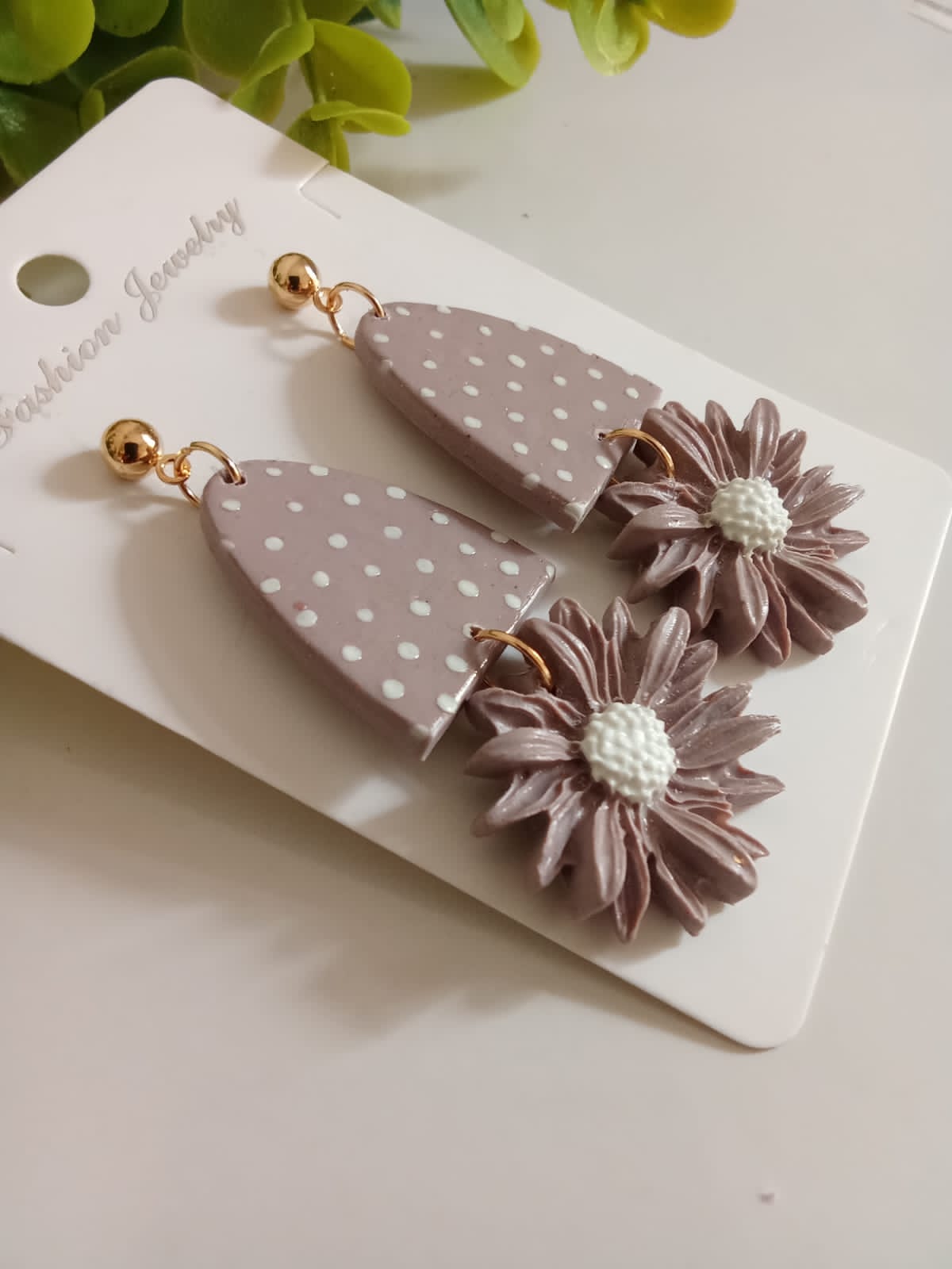 Daisy Polymer Clay Earrings - Handmade Lightweight Floral Jewelry - Gift for Her