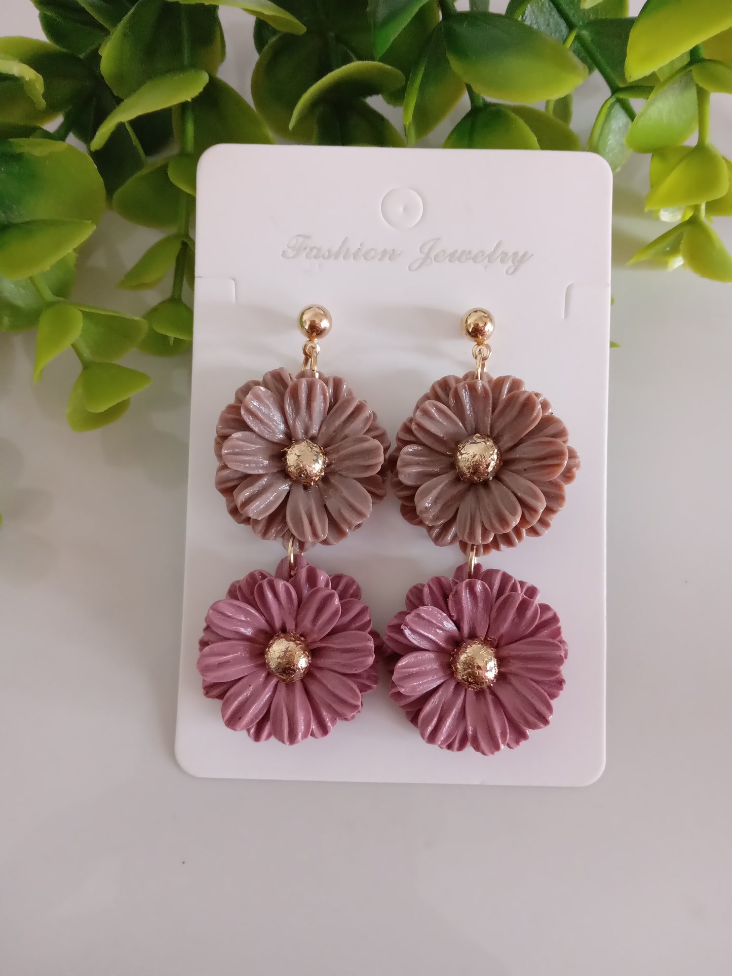 Pink Daisy Polymer Clay Earrings – Handmade Floral Statement Jewelry, Lightweight Daisy Earrings for Women